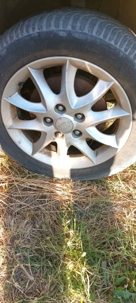 Kia Ceed 1.4 и1.6 автоматик.газ, снимка 6