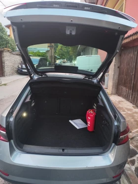 Skoda Superb 2.0 TDI / Обслужена , снимка 7