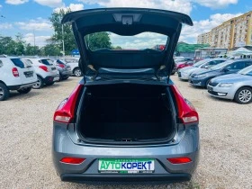 Volvo V40 2.0 D2 120kc КАТО НОВО, снимка 15