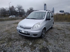  Toyota Yaris verso