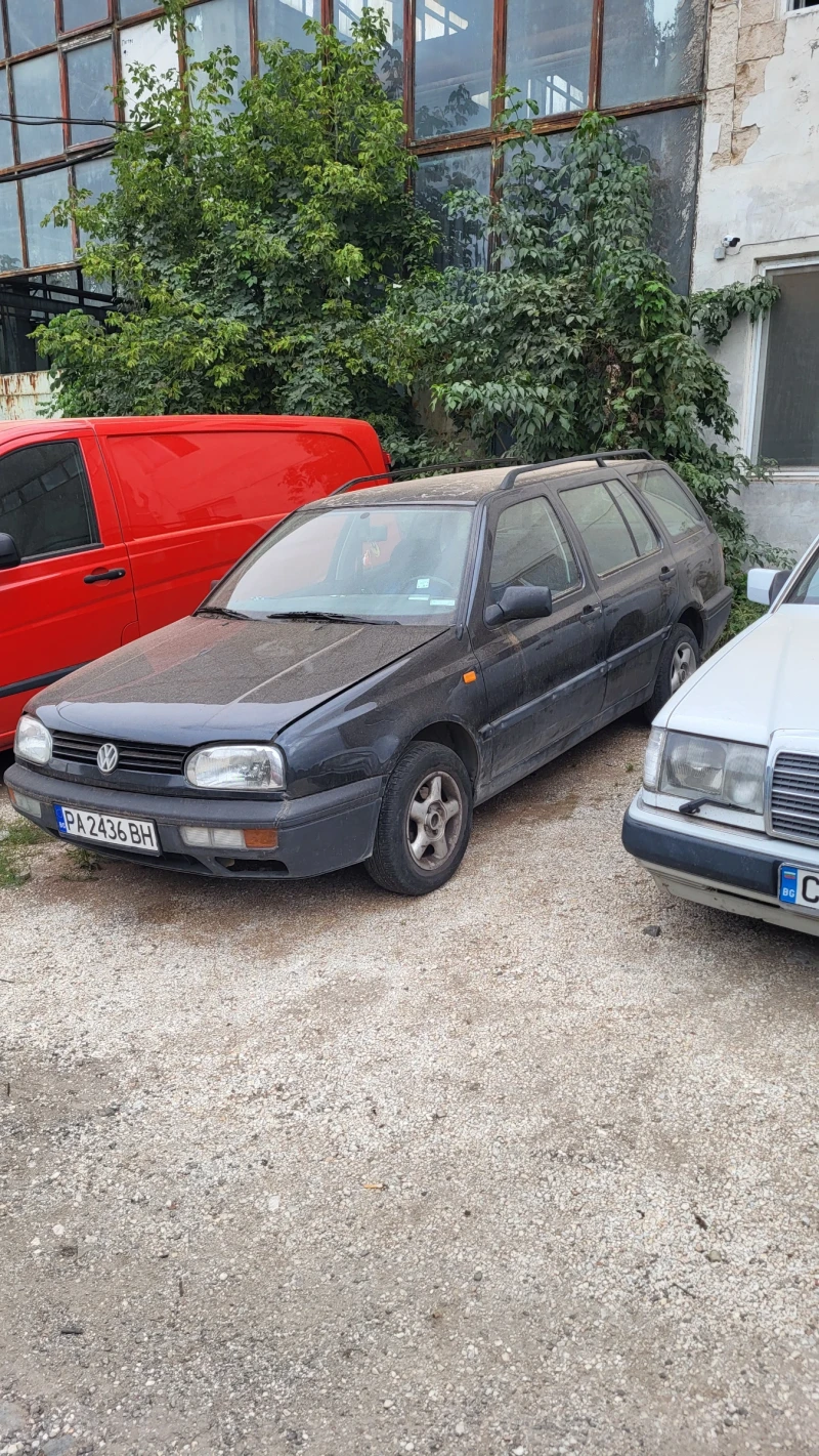 VW Golf 1.4i, снимка 1 - Автомобили и джипове - 47315184