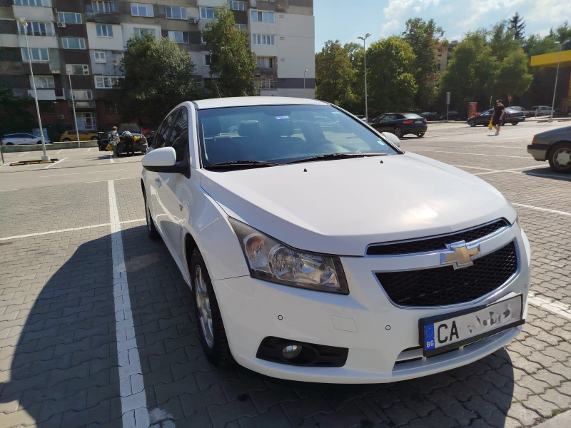 Chevrolet Cruze, снимка 2 - Автомобили и джипове - 48247183