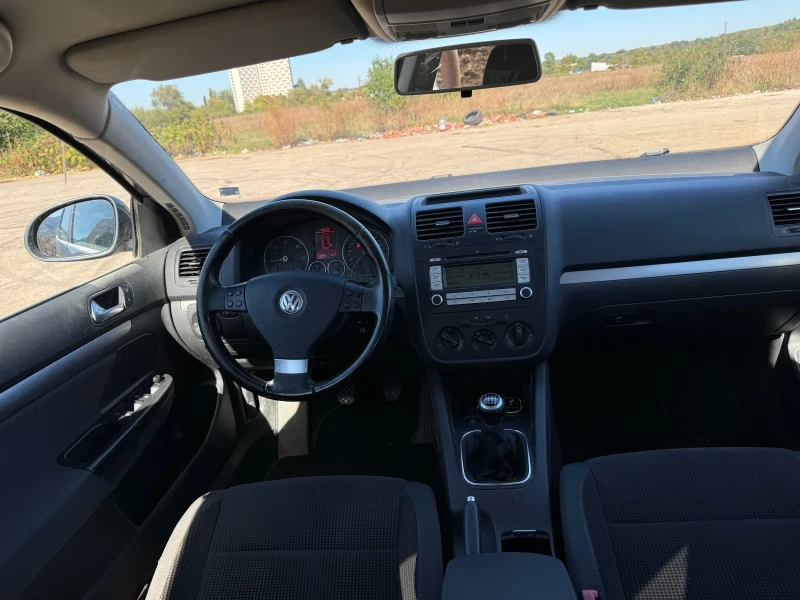 VW Golf 1.9 TDI 4х4, снимка 8 - Автомобили и джипове - 47422410