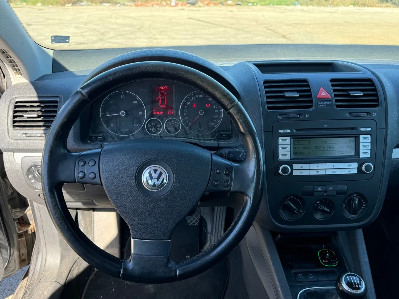 VW Golf 1.9 TDI 4х4, снимка 6 - Автомобили и джипове - 47422410