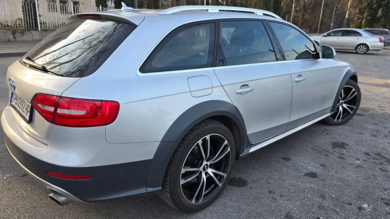 Audi A4 Allroad 2.0i, снимка 7 - Автомобили и джипове - 48462386