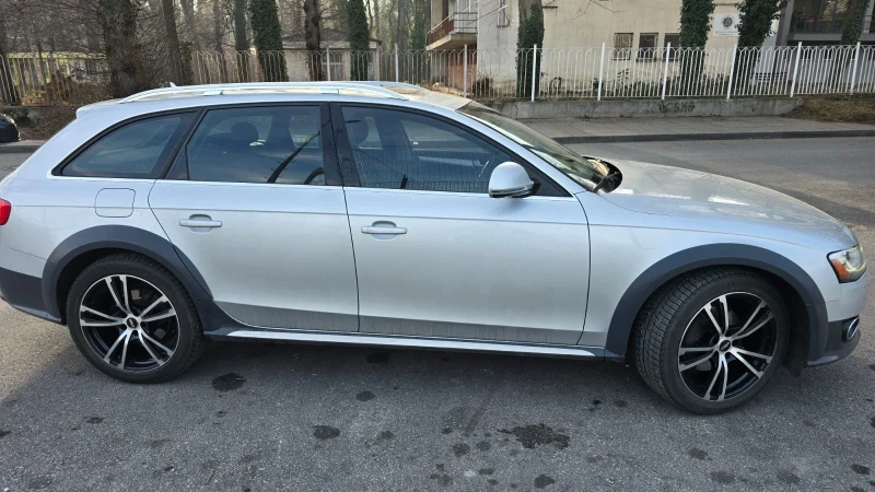 Audi A4 Allroad 2.0i, снимка 5 - Автомобили и джипове - 48462386