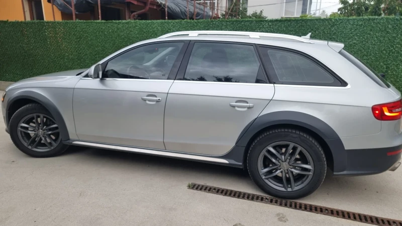 Audi A4 Allroad 2.0i, снимка 10 - Автомобили и джипове - 48096960