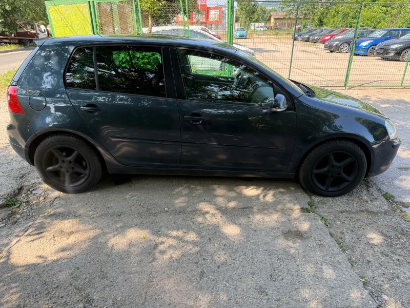 VW Golf 2.0 FSI Swiss, снимка 6 - Автомобили и джипове - 51892320