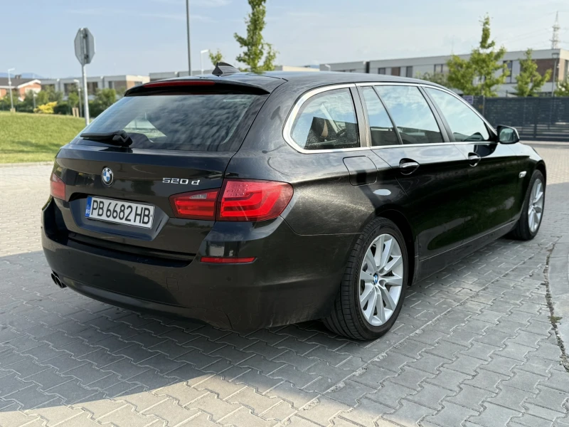 BMW 520 D, снимка 4 - Автомобили и джипове - 51035916
