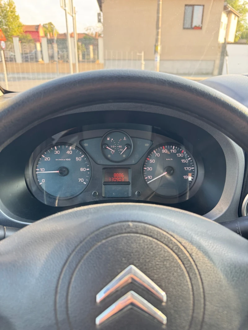 Citroen Berlingo 1.6 HDi Multispace / Пътническо , снимка 11 - Автомобили и джипове - 51696146