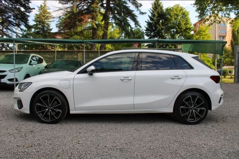 Audi A3 40TFSIe PHEV / WARRANTY, снимка 2 - Автомобили и джипове - 51699873