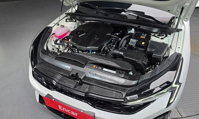 Kia K5 2.0 Prestige * НАЙ-ДОБРА ЦЕНА В БЪЛГАРИЯ* , снимка 6 - Автомобили и джипове - 52357643