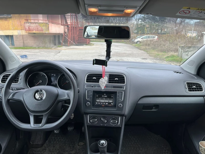 VW Polo 1.6 TDI, снимка 6 - Автомобили и джипове - 52912752