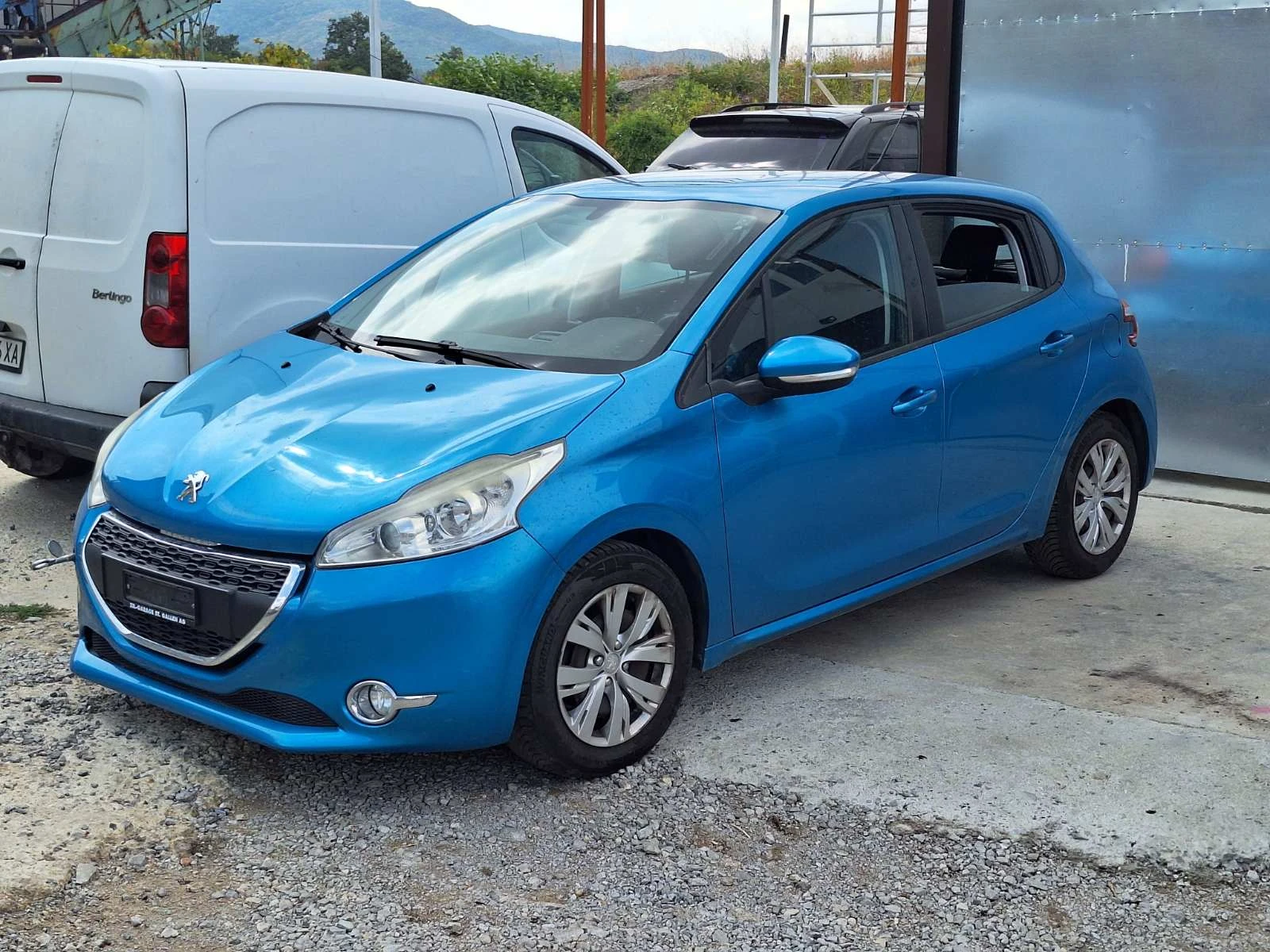 Peugeot 208 1.6 120 Евро 6 - изображение 2