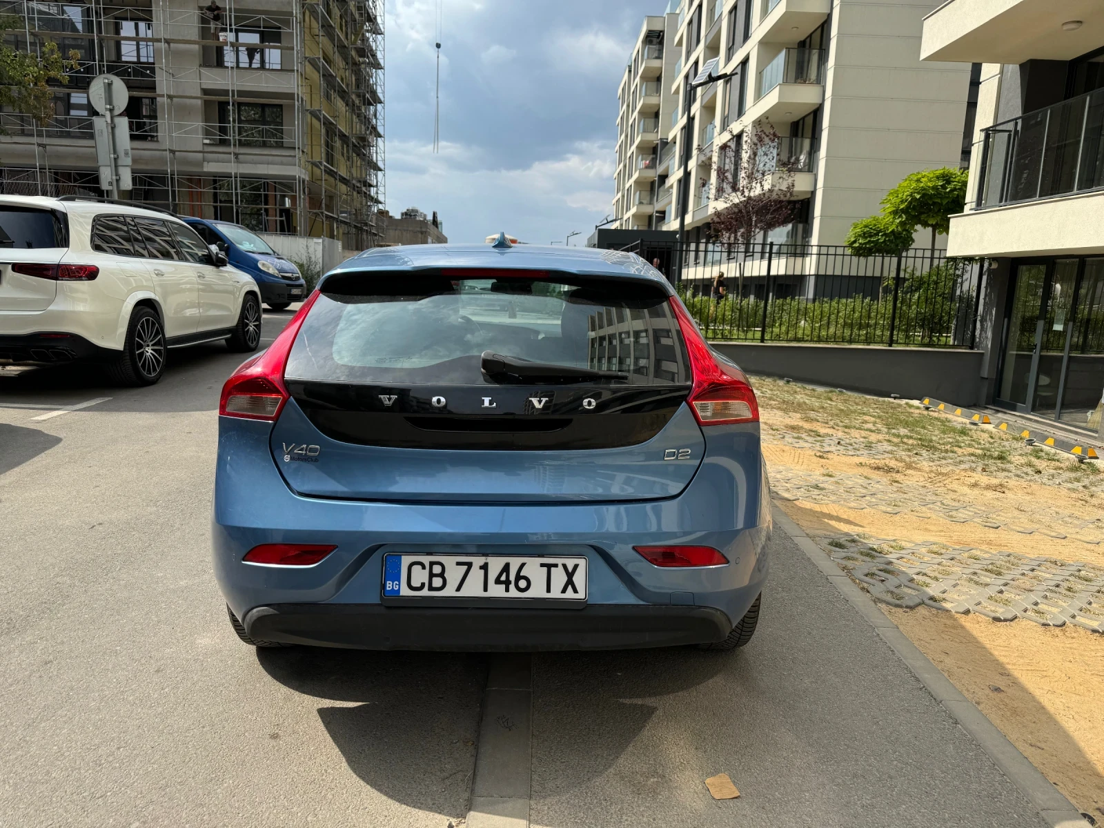 Volvo V40  - изображение 3