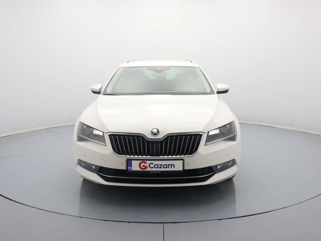 Skoda Superb 2.0 TDI DSG 4x4 - изображение 2