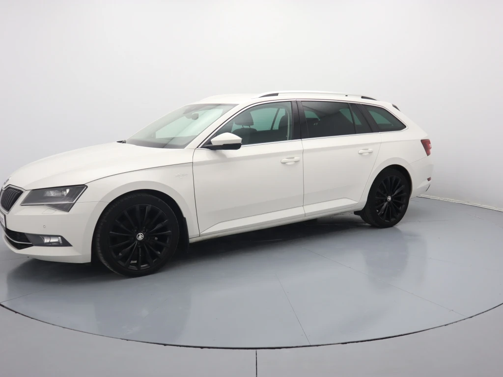 Skoda Superb 2.0 TDI DSG 4x4 - изображение 4