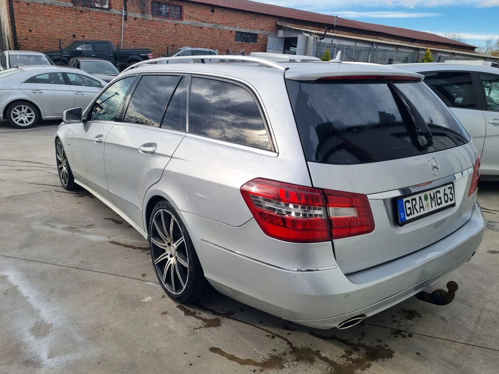 Mercedes-Benz E 350 CDI  - изображение 3