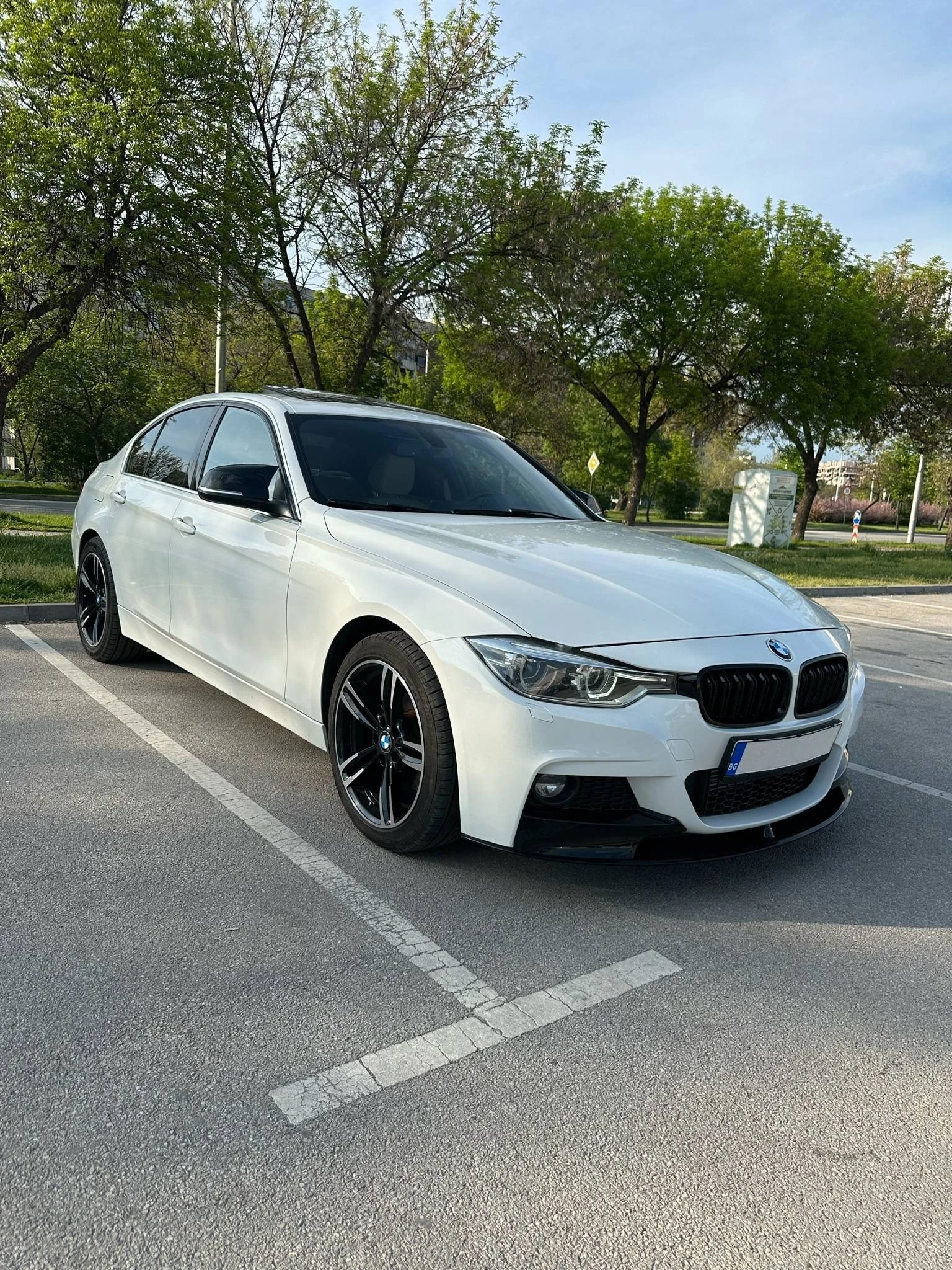 BMW 328 M Pack / xDrive - изображение 2