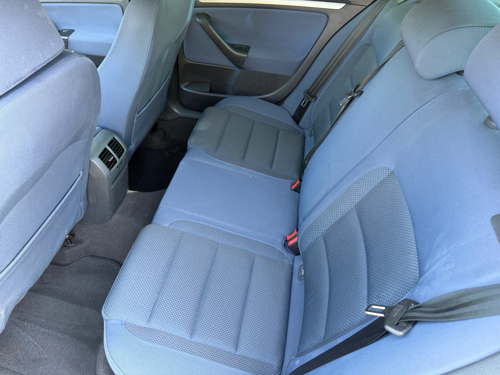 VW Golf 2.0 FSI Swiss | Mobile.bg   11