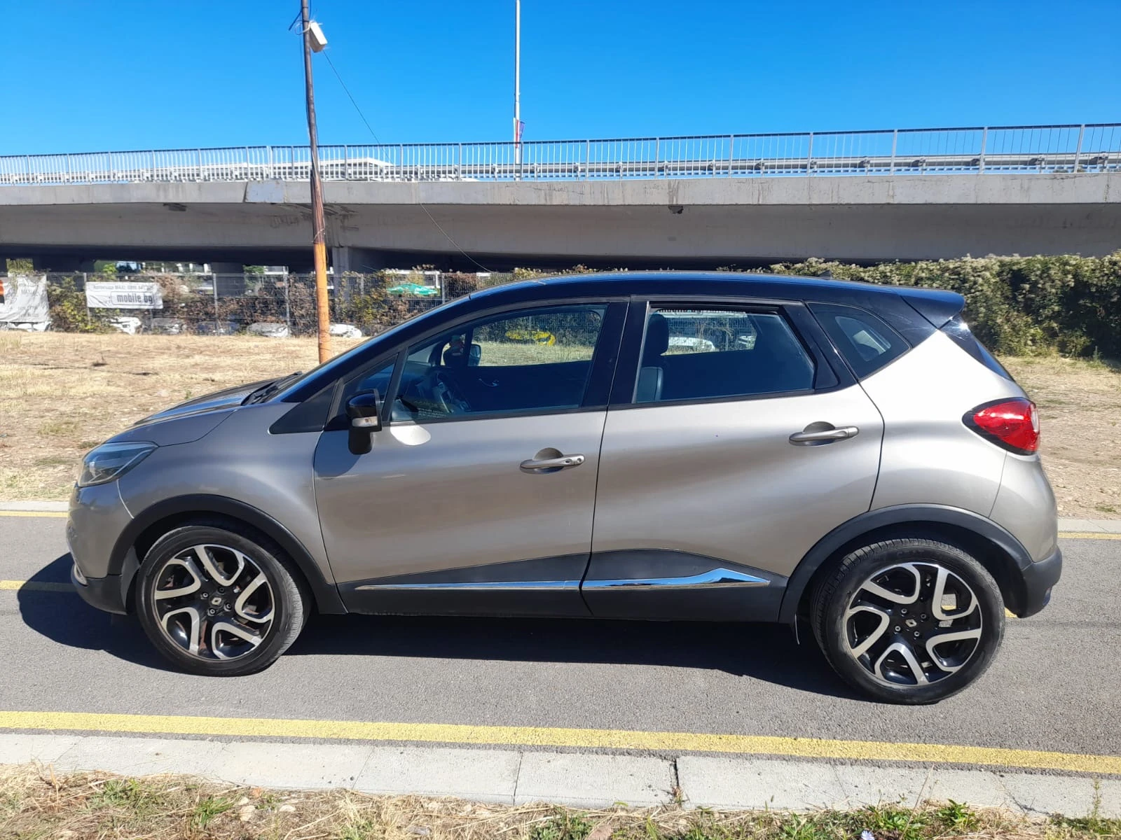 Renault Captur R-link 1.5dCI-90-AUTO-NAVI-камера - изображение 10