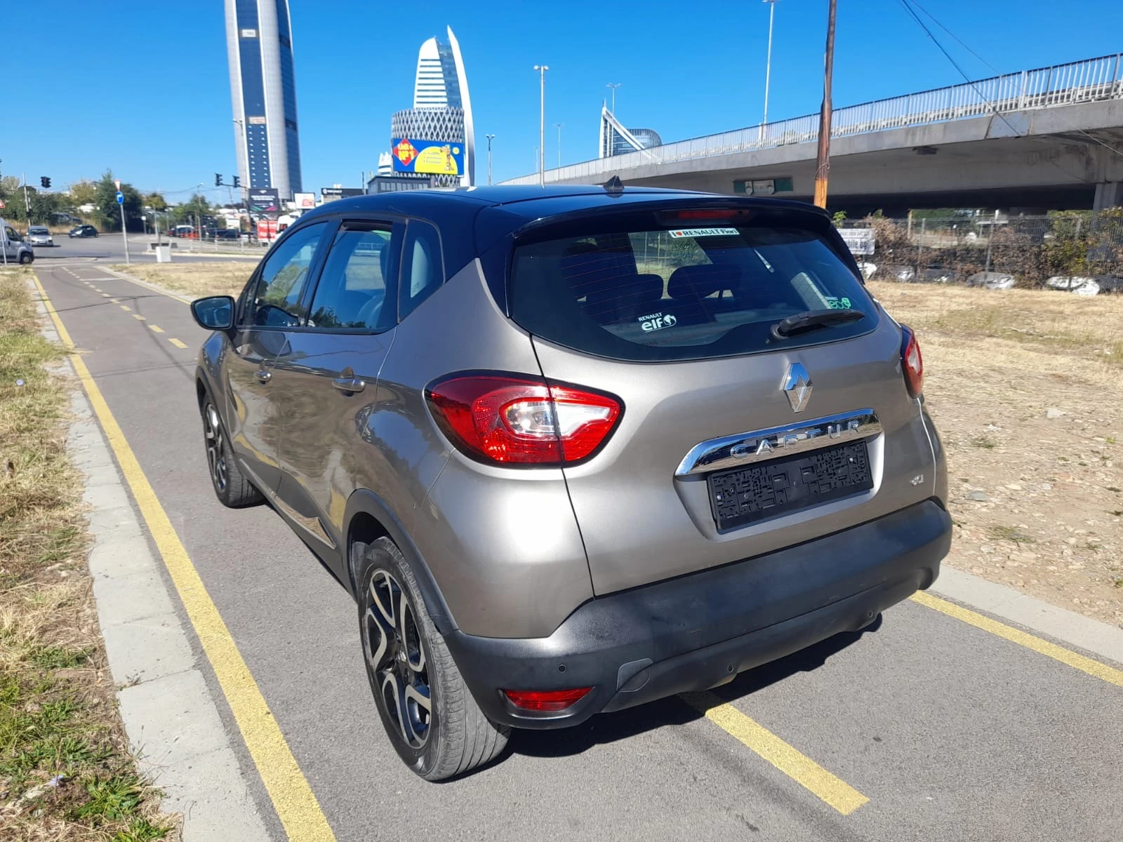 Renault Captur R-link 1.5dCI-90-AUTO-NAVI-камера - изображение 9