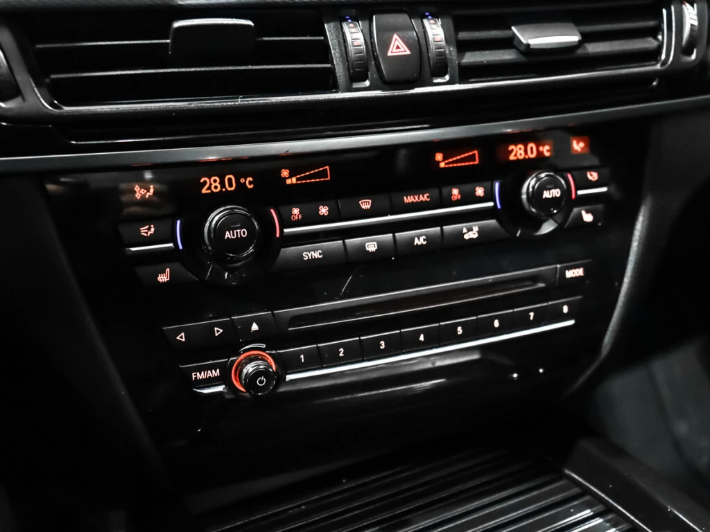 Mercedes-Benz E 400 * * CARFAX * * АВТО КРЕДИТ * *  - изображение 9