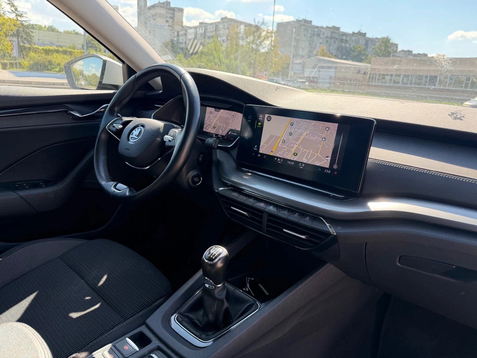 Skoda Octavia 2.0D* Ръчка* LED* Digital, снимка 11 - Автомобили и джипове - 53785983