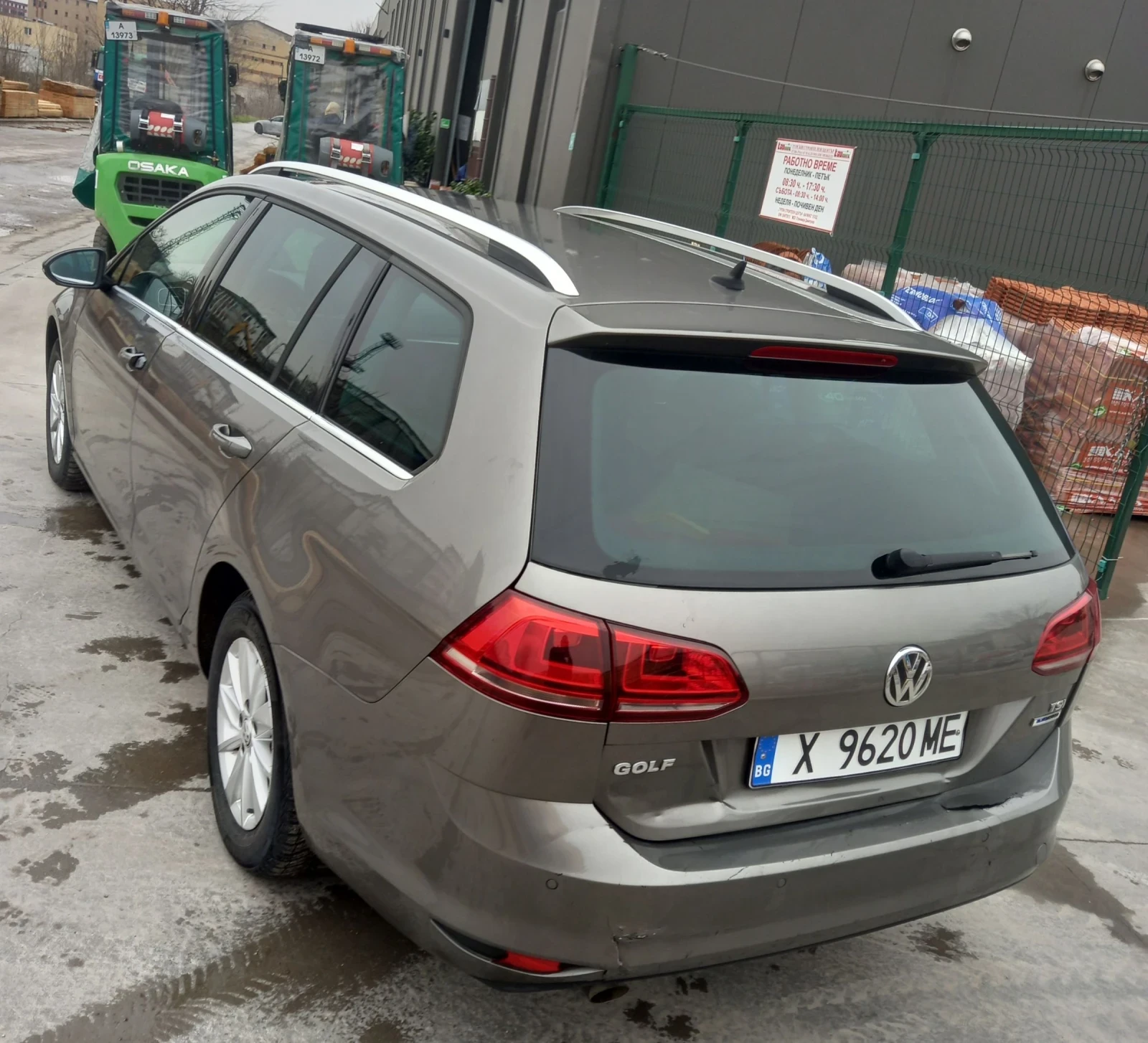 VW Golf 1.2 TSI , снимка 13 - Автомобили и джипове - 53787712