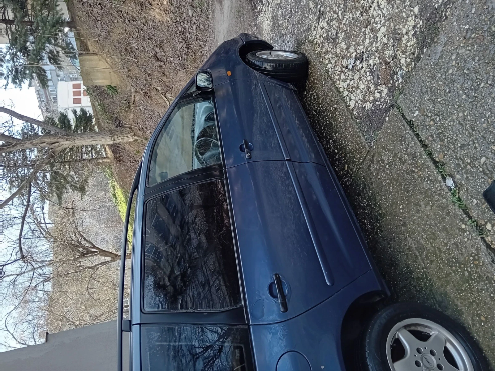 VW Sharan 110кс, снимка 3 - Автомобили и джипове - 53795237