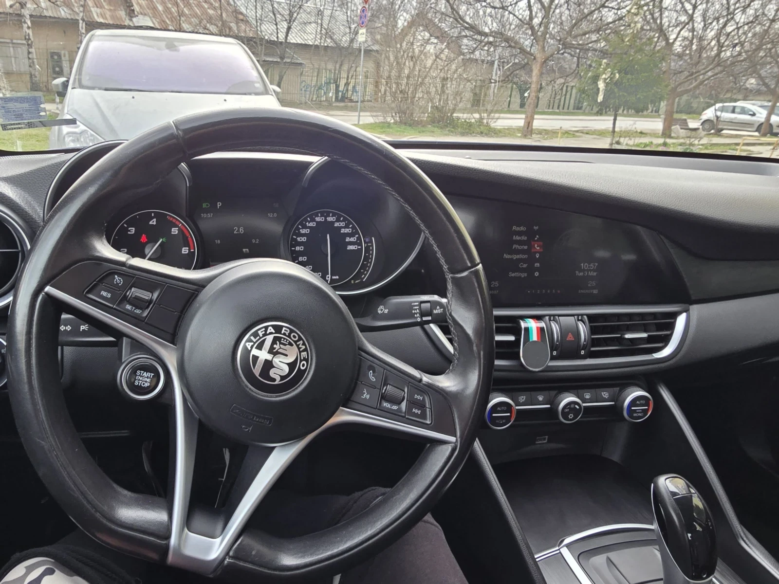 Alfa Romeo Giulia JTD 180, снимка 9 - Автомобили и джипове - 53928803