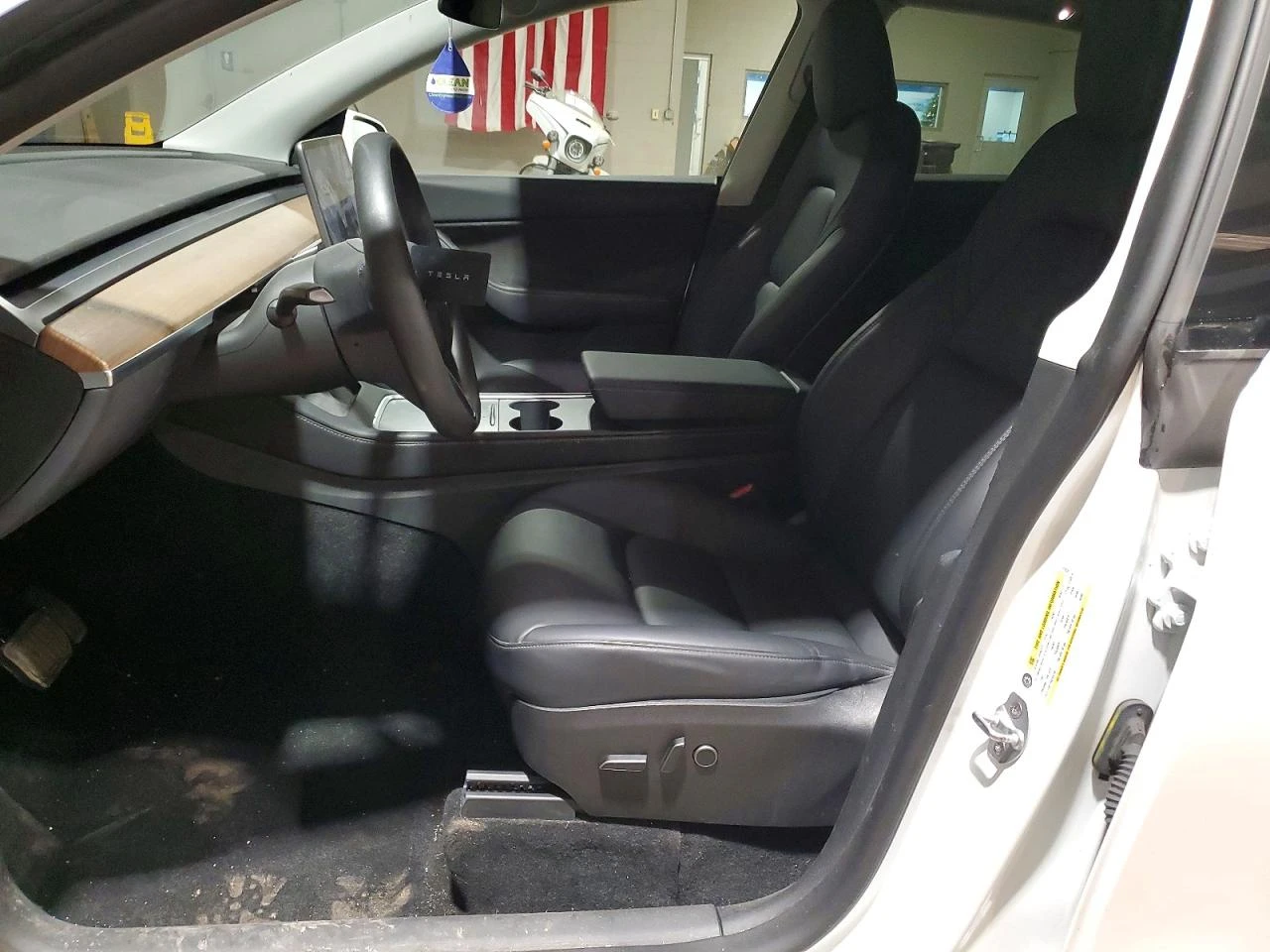 Tesla Model Y LONG RANGE DUAL MOTOR AWD, снимка 7 - Автомобили и джипове - 53988906