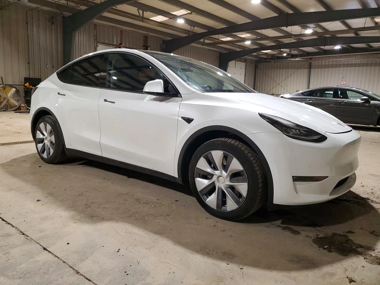 Tesla Model Y LONG RANGE DUAL MOTOR AWD, снимка 4 - Автомобили и джипове - 53988906