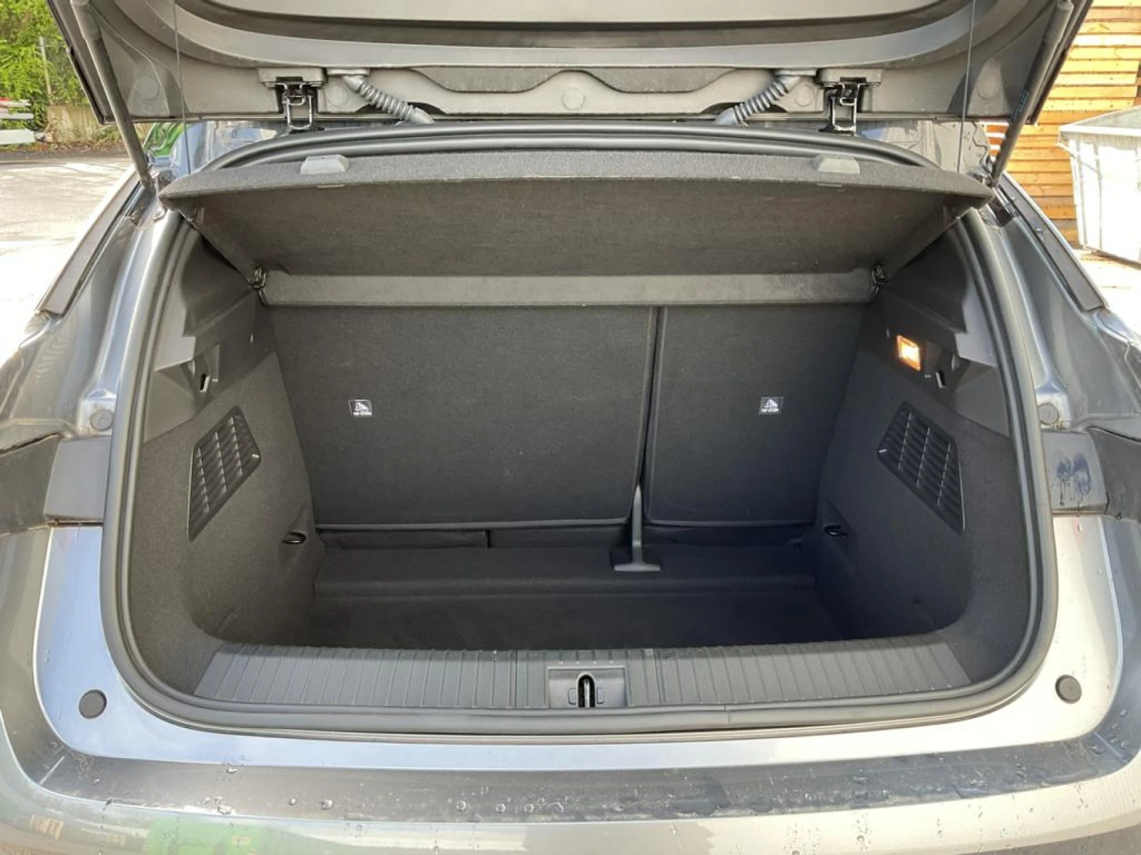 Renault Megane E-Tech Iconic - Electric, снимка 14 - Автомобили и джипове - 54341343