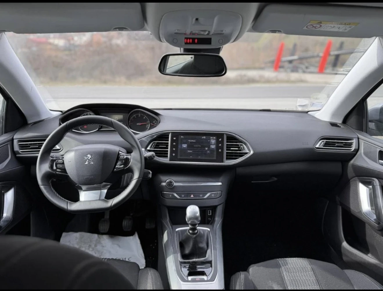 Peugeot 308 1.6 HDI FULL LED , снимка 6 - Автомобили и джипове - 54780330