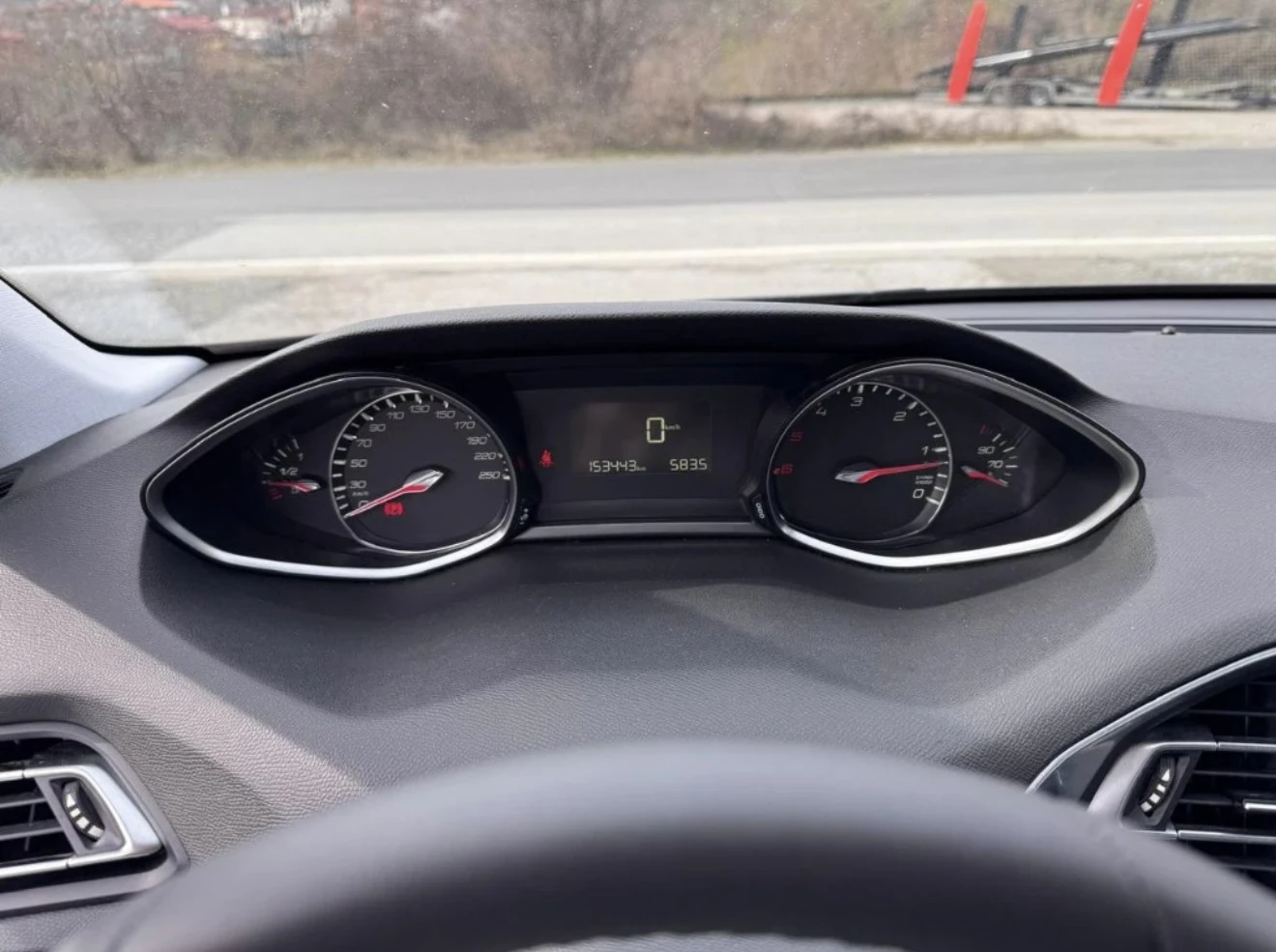 Peugeot 308 1.6 HDI FULL LED , снимка 12 - Автомобили и джипове - 54780330