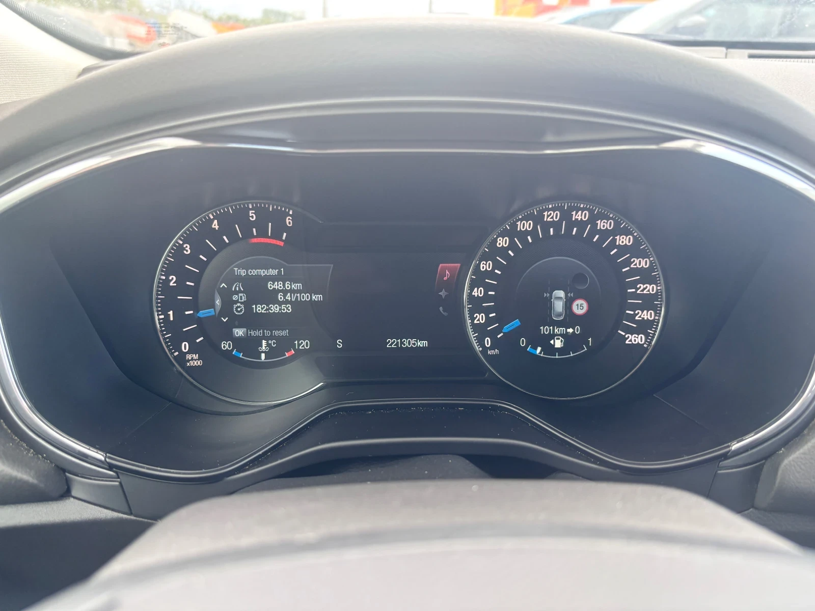Ford Mondeo 1.6 TDCI Titanium , снимка 14 - Автомобили и джипове - 54419498