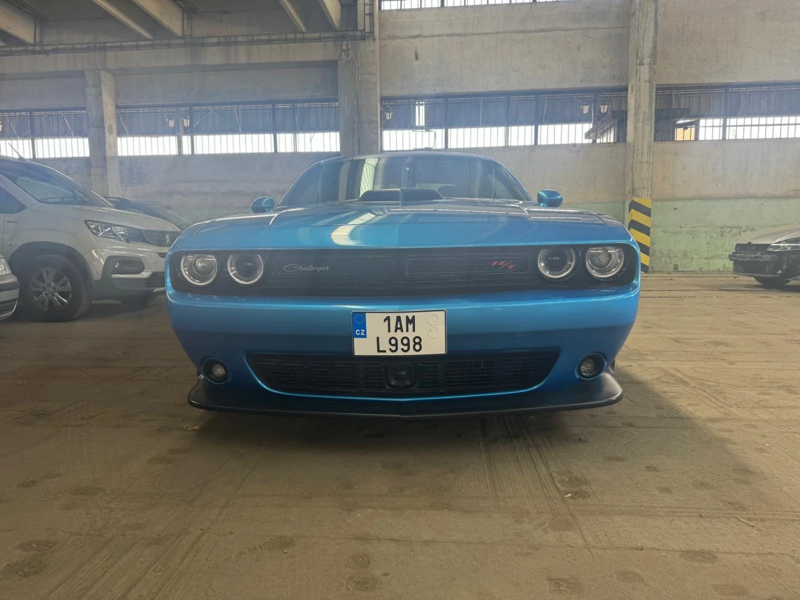 Dodge Challenger, снимка 8 - Автомобили и джипове - 55179982