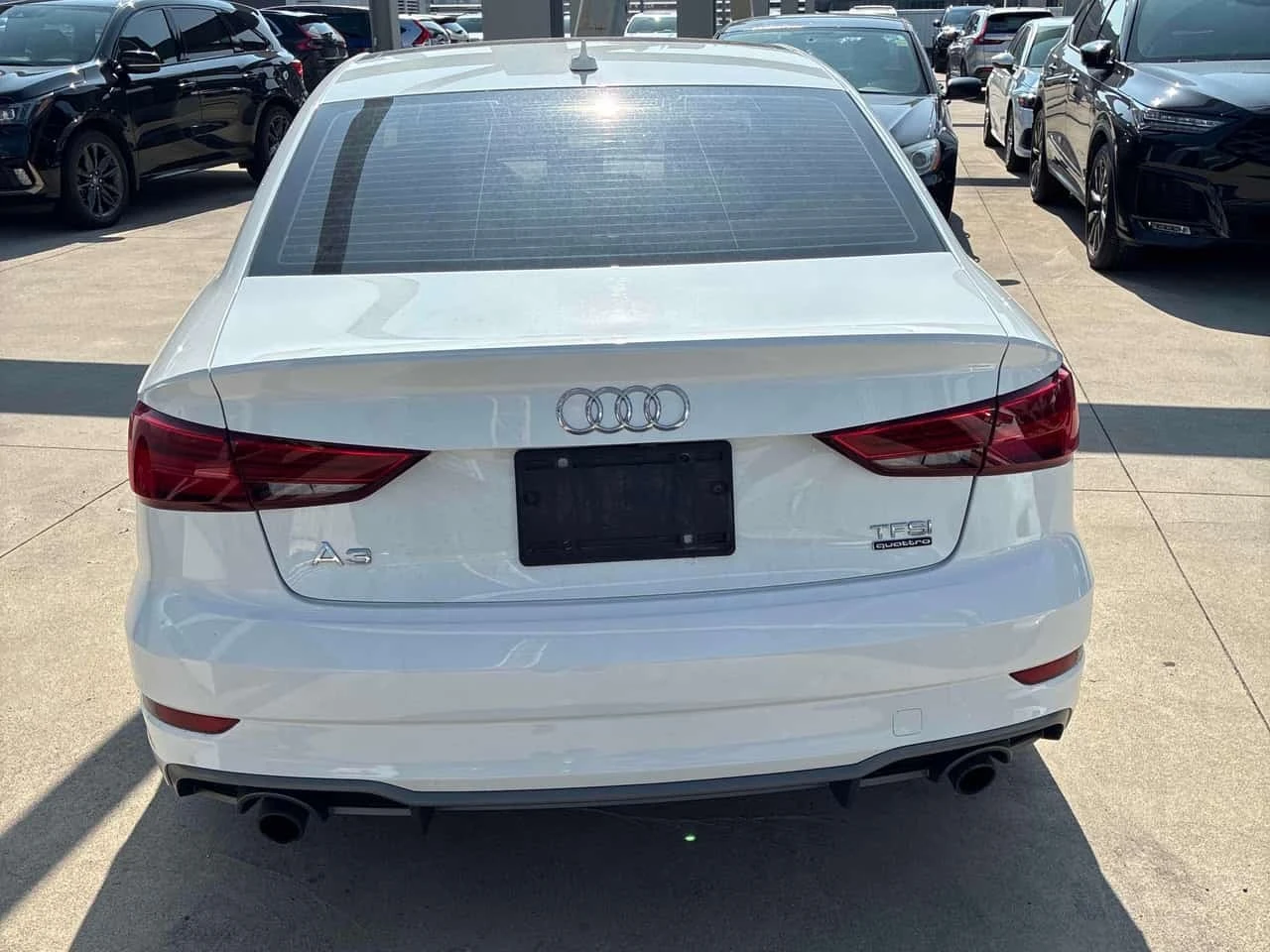 Audi A3 * Progressiv * CARFAX * БЕЗ ПЪРВОНАЧАЛНА ВНОСКА, снимка 4 - Автомобили и джипове - 55767779