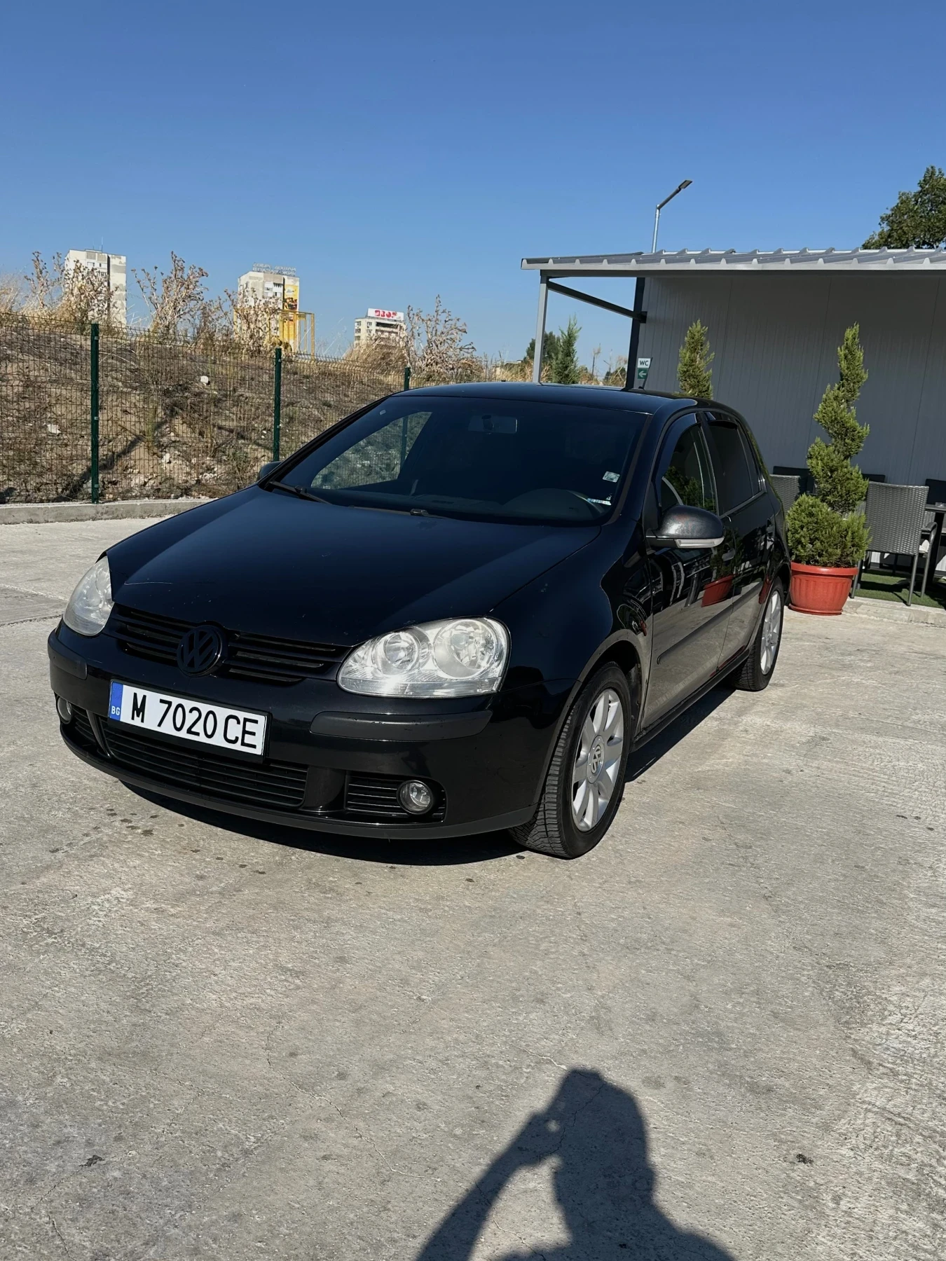 VW Golf 5 1.9tdi, снимка 3 - Автомобили и джипове - 55991631