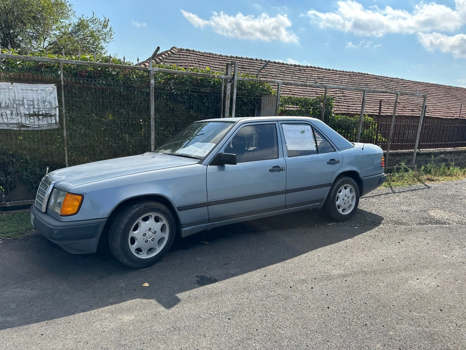 Mercedes-Benz 124 200 D, снимка 2 - Автомобили и джипове - 56058047