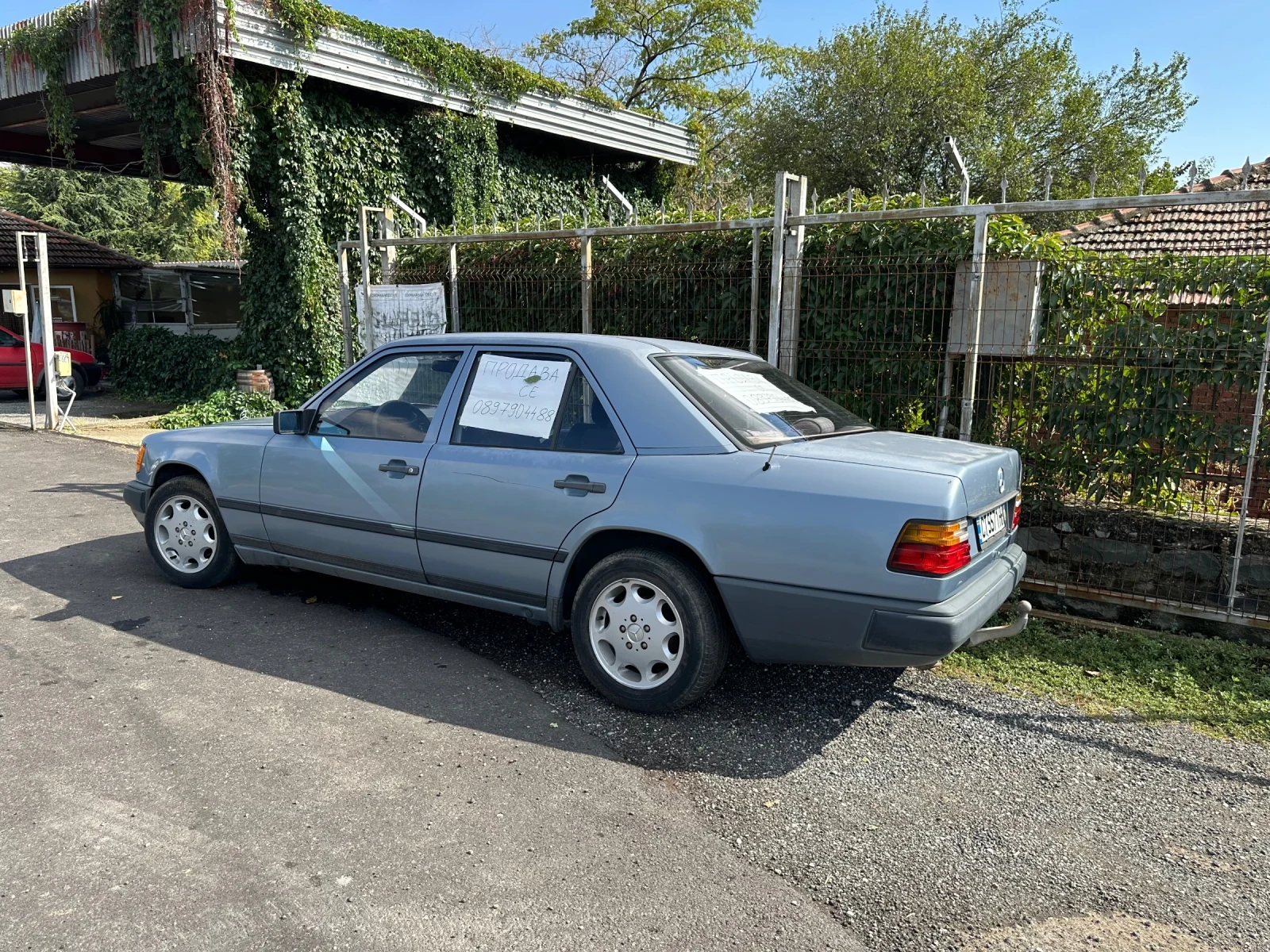 Mercedes-Benz 124 200 D, снимка 4 - Автомобили и джипове - 56058047