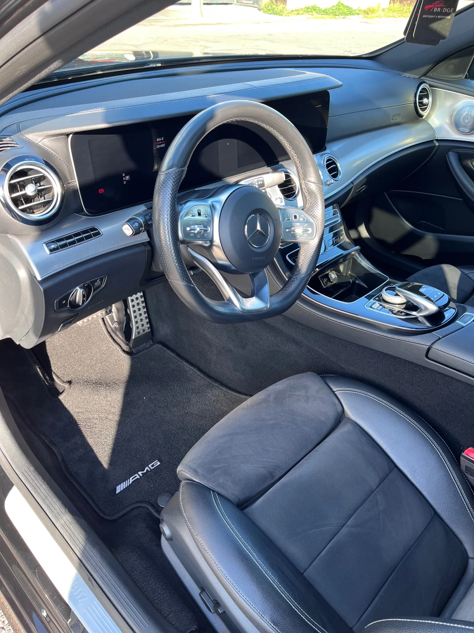Mercedes-Benz E 220, снимка 10 - Автомобили и джипове - 56468358