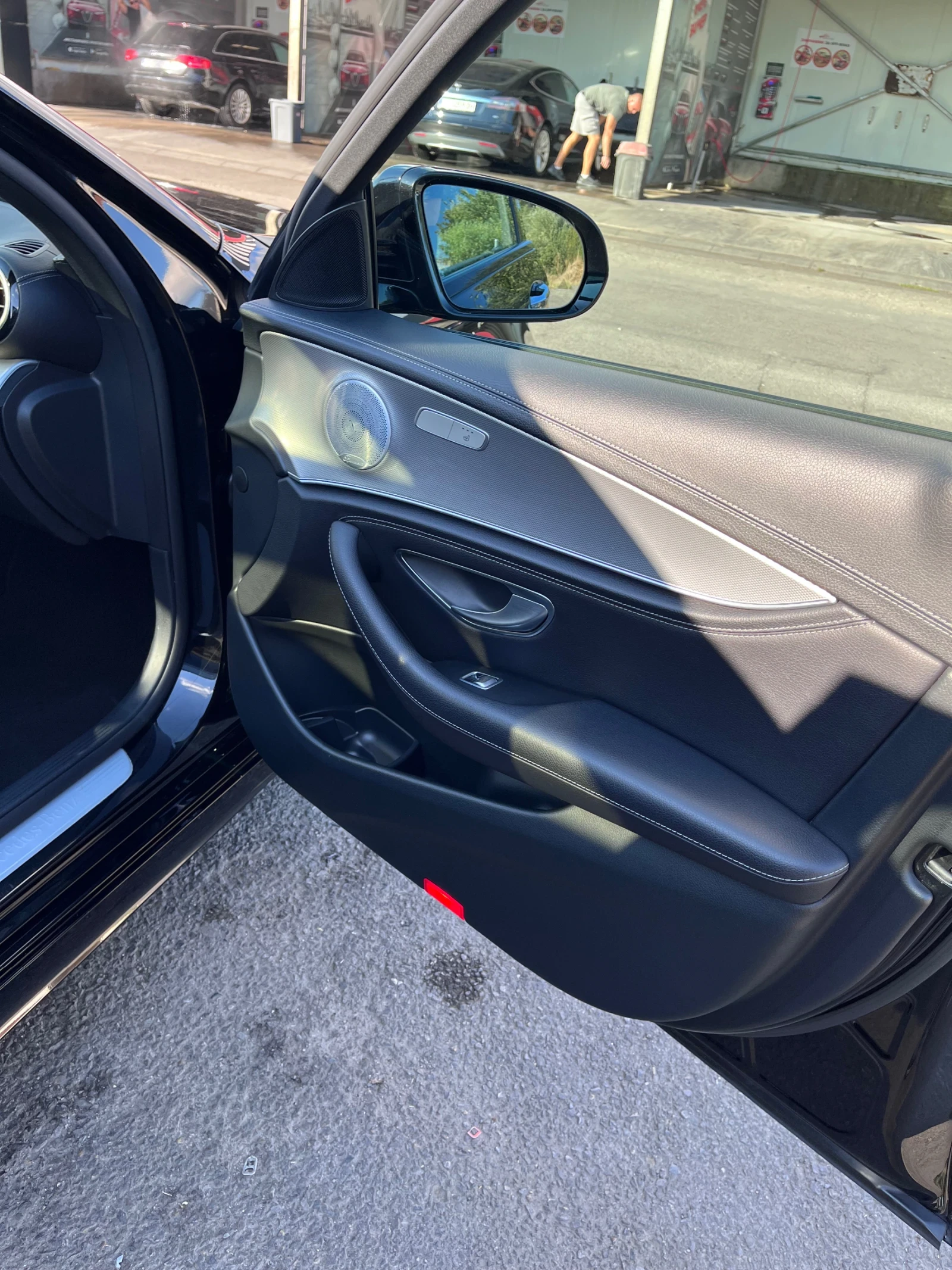 Mercedes-Benz E 220, снимка 15 - Автомобили и джипове - 56468358