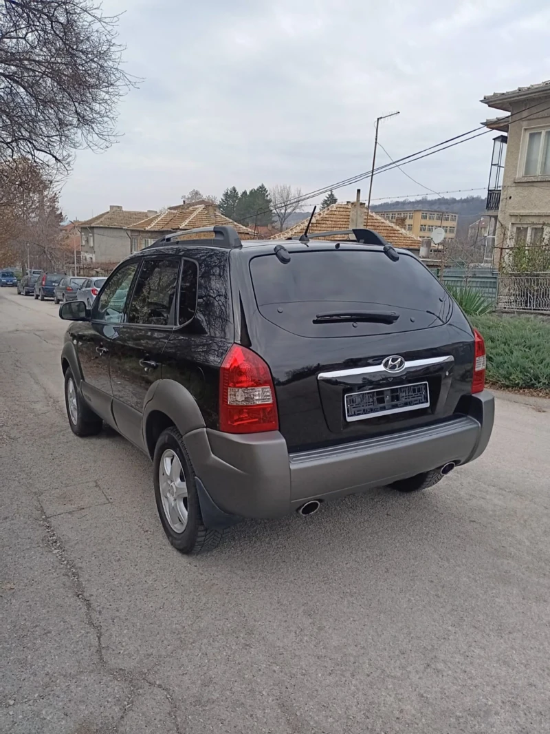 Hyundai Tucson Кожа  -Италия, снимка 3 - Автомобили и джипове - 48146754