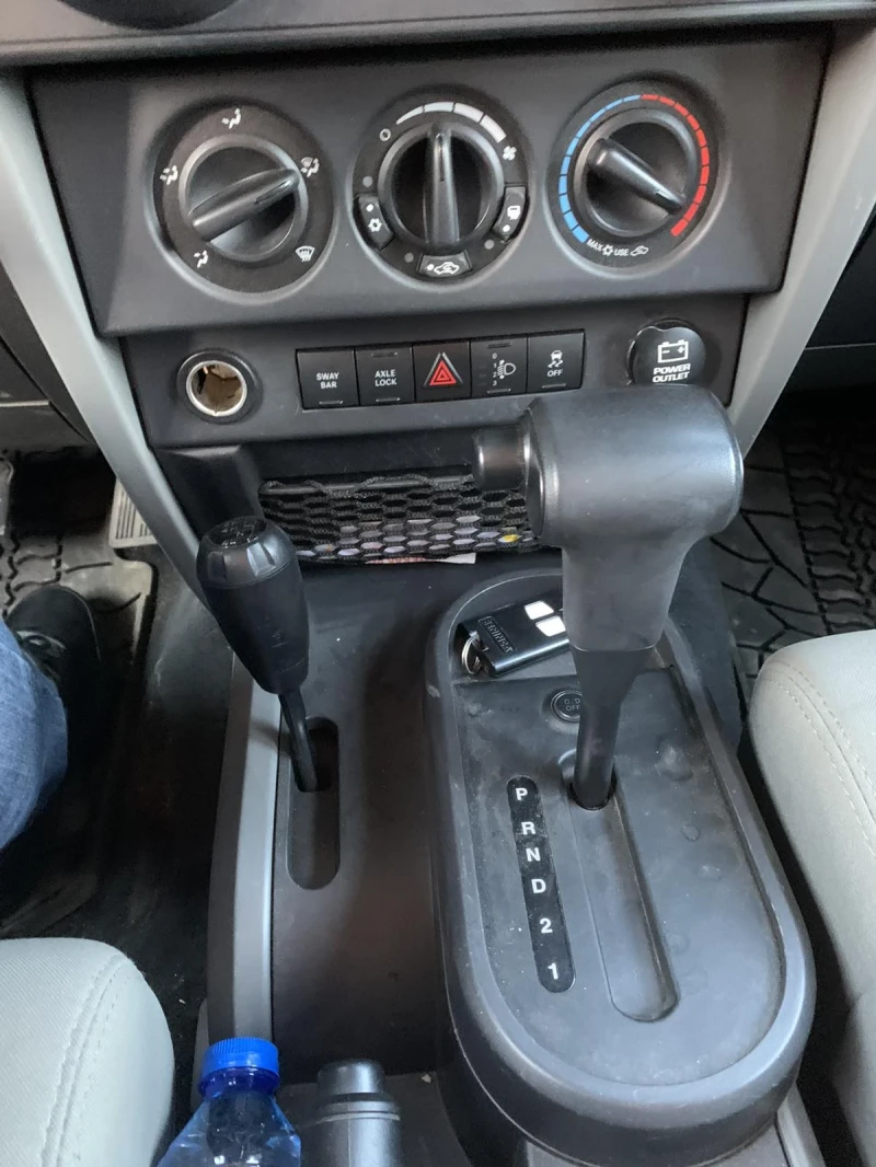 Jeep Wrangler Rubicon, снимка 9 - Автомобили и джипове - 50095508