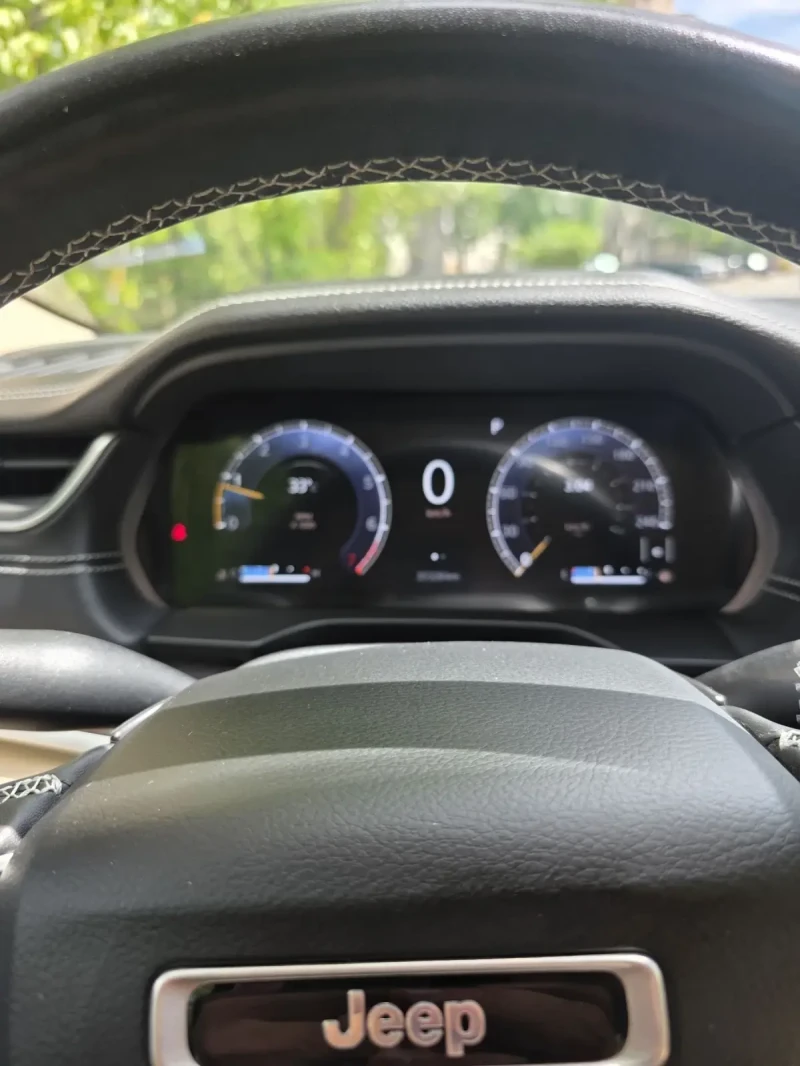 Jeep Grand cherokee Limited , снимка 12 - Автомобили и джипове - 51044199