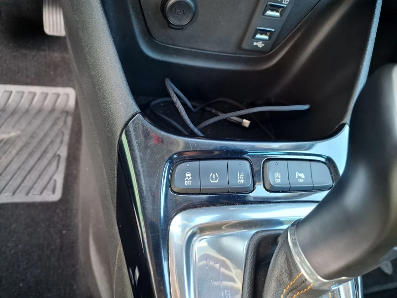 Opel Crossland X, снимка 11 - Автомобили и джипове - 52244020