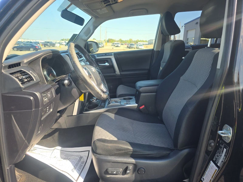 Toyota 4runner SR5 AWD/ 1 СОБСТВЕНИК , снимка 8 - Автомобили и джипове - 52749849