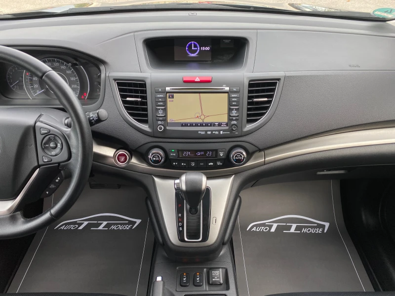 Honda Cr-v Executive* Pano* Key GO* 93386KM!* , снимка 12 - Автомобили и джипове - 52390240